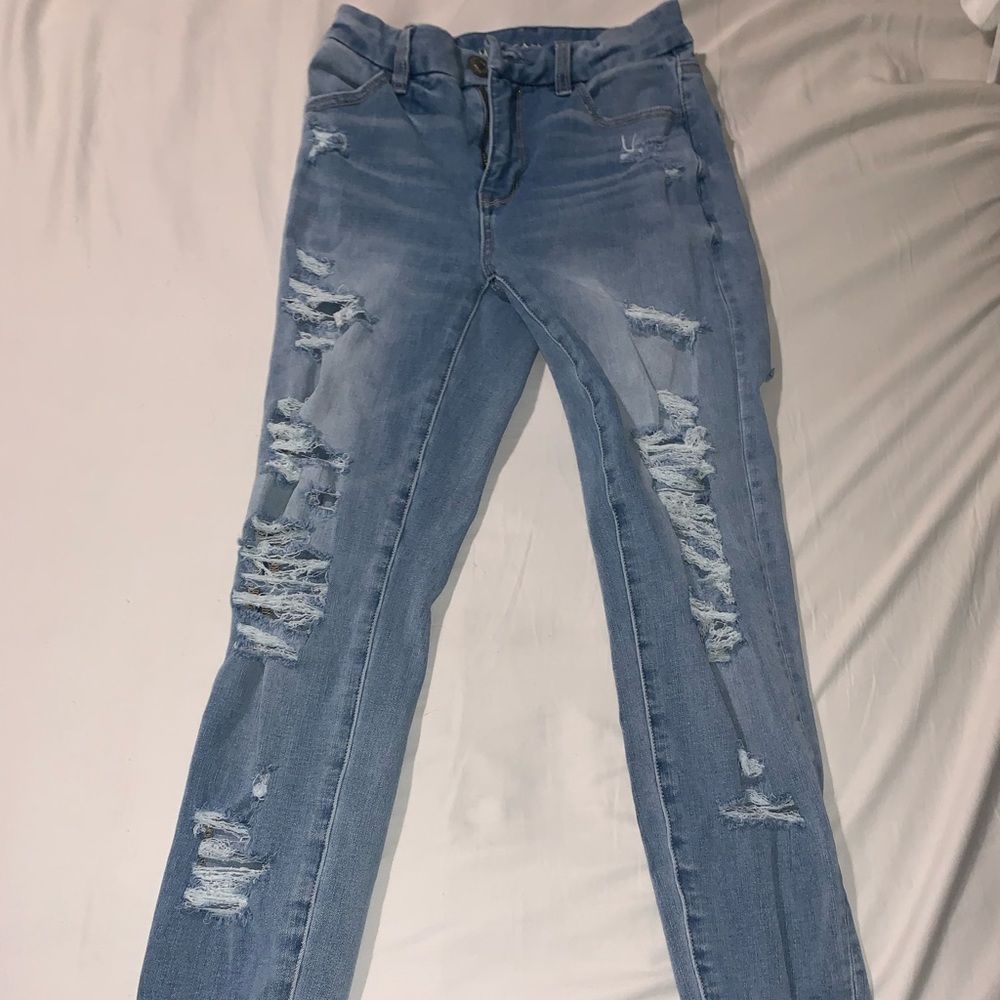 American Eagle Distressed Jeans